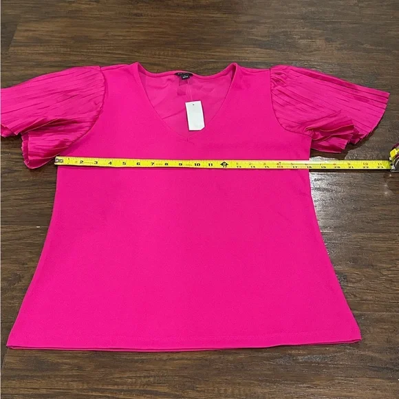 Ann Taylor Women's Pink V-Neck Shirt Sleeve Top Size S - Picture 6 of 7